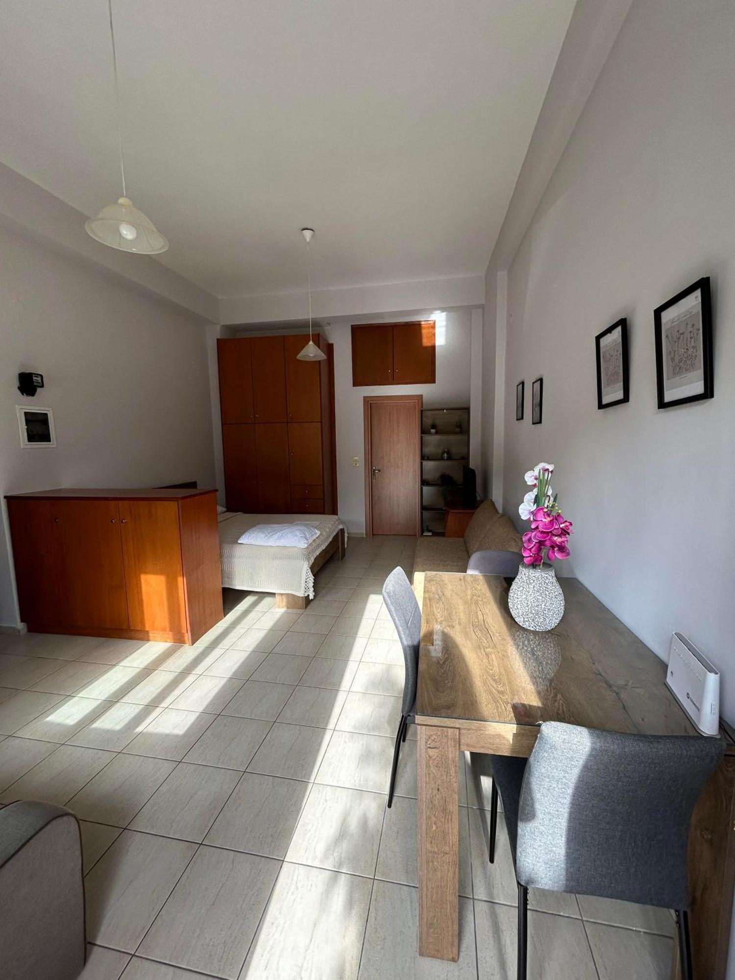 Seaside Studio 2 Каламата Экстерьер фото